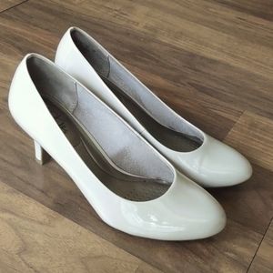 Patent Nude Pumps, size 10 M